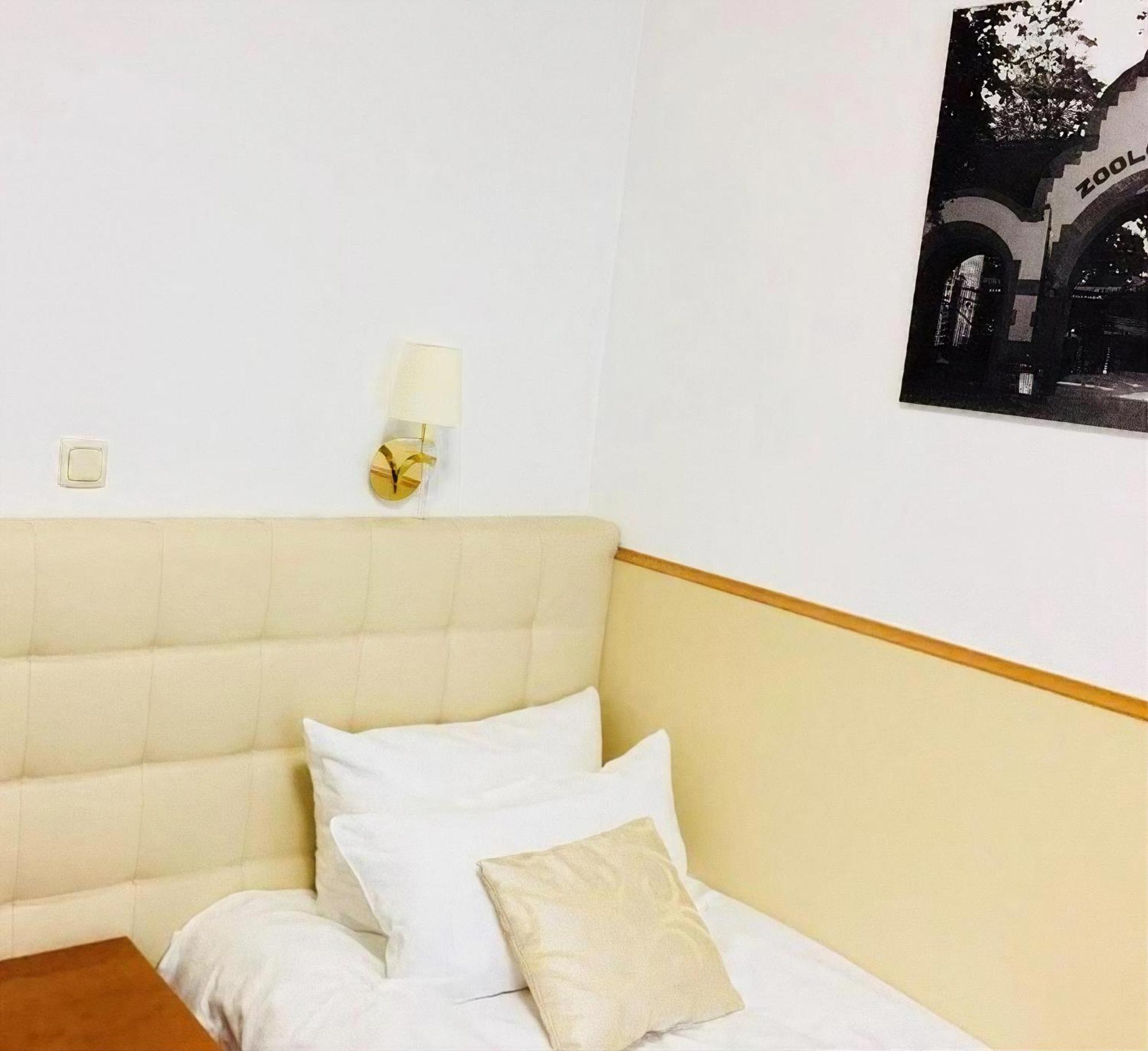 Hotel Am Bayrischen Platz ライプツィヒ エクステリア 写真